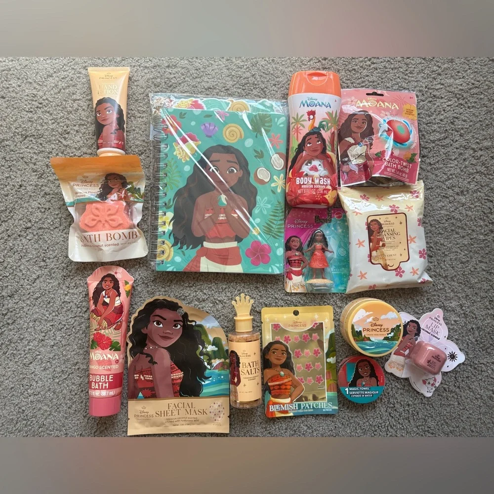 (14) MOANA Ultimate Collection